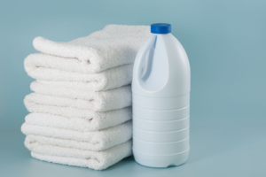 How Do You Clean With Bleach at Home?