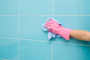 What is the best thing to clean kitchen tiles with